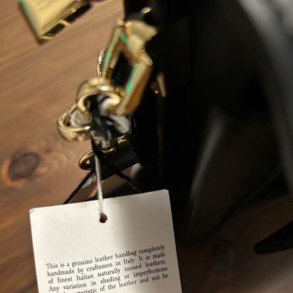 NWT Isadora Genuine Leather Purse/ Made in Italy - Picture 10 of 10